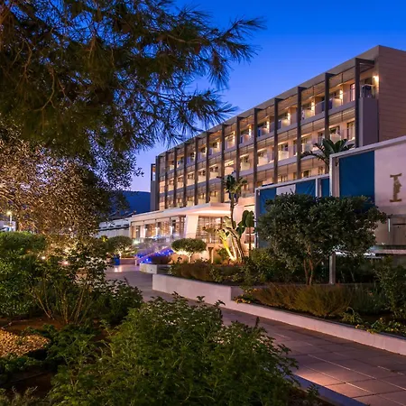 I Resort Beach Hotel & Spa (Adults Only)-3